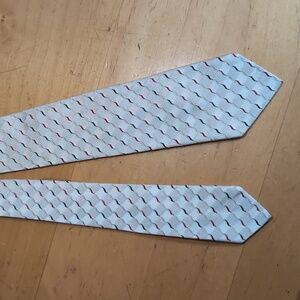 Ivory 53" Men's Necktie EUC